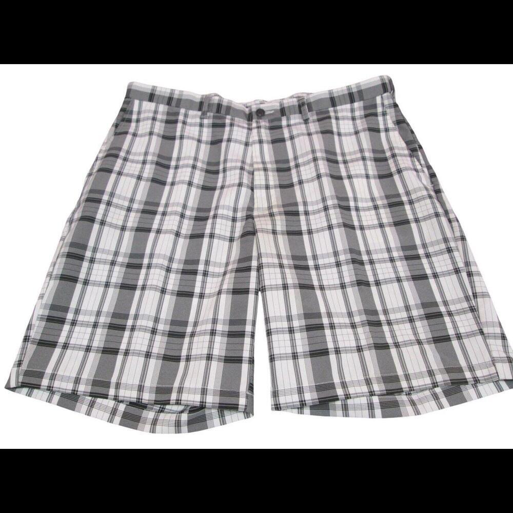 Haggar Mens Golf Bermuda Shorts White Black Gray Plaid Size 38 Performance​